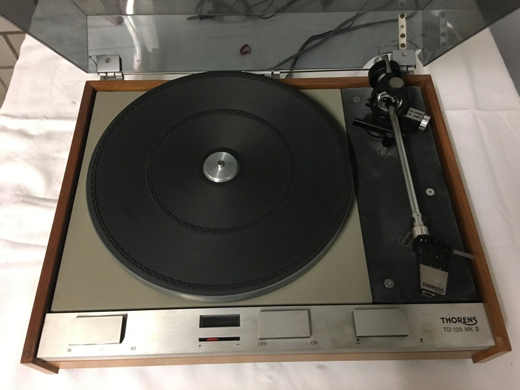 Thorens Tourne-disques: Thorens TD 125 MK II – D'occasion à Arch par Karibu19 6