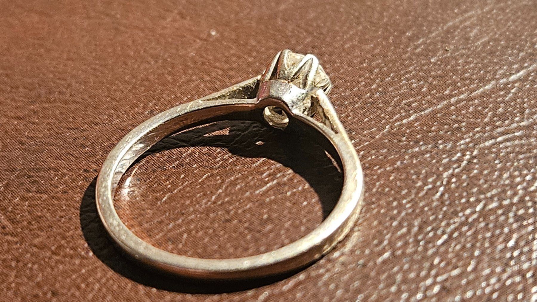 Anelli: Solitairering 585er mit 0,28ct Brillanten – Usato da Belp venduto da Ginus85 3
