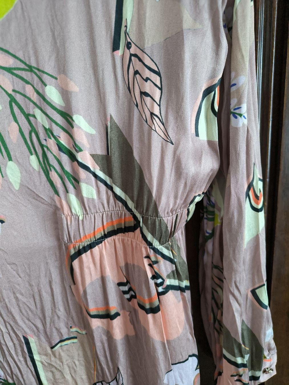 Marc Cain Vestiti: Seiden Sommerkleid Marccain Gr 6 – Nuovo (secondo la descrizione) da Kloten venduto da Olivenbaum2017 2