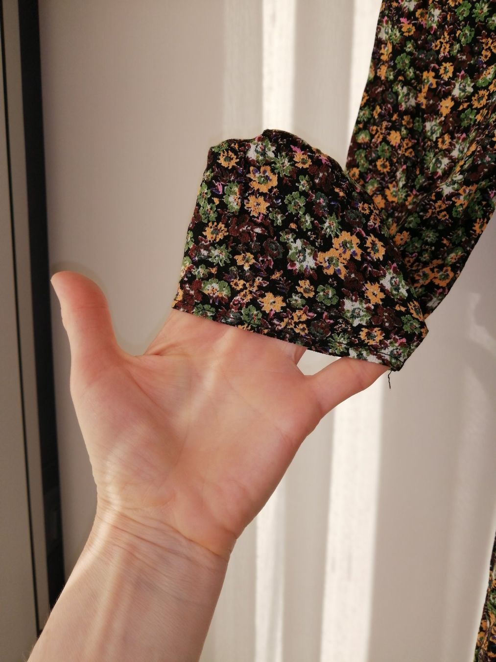 Mango Vestiti: Kleid mit langen Ärmeln – Usato da Buchrain venduto da nat_pl5p 3