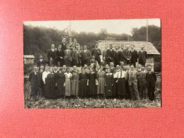 Historische Ansichtskarte J.R. Ammann Gruppenfoto s/w