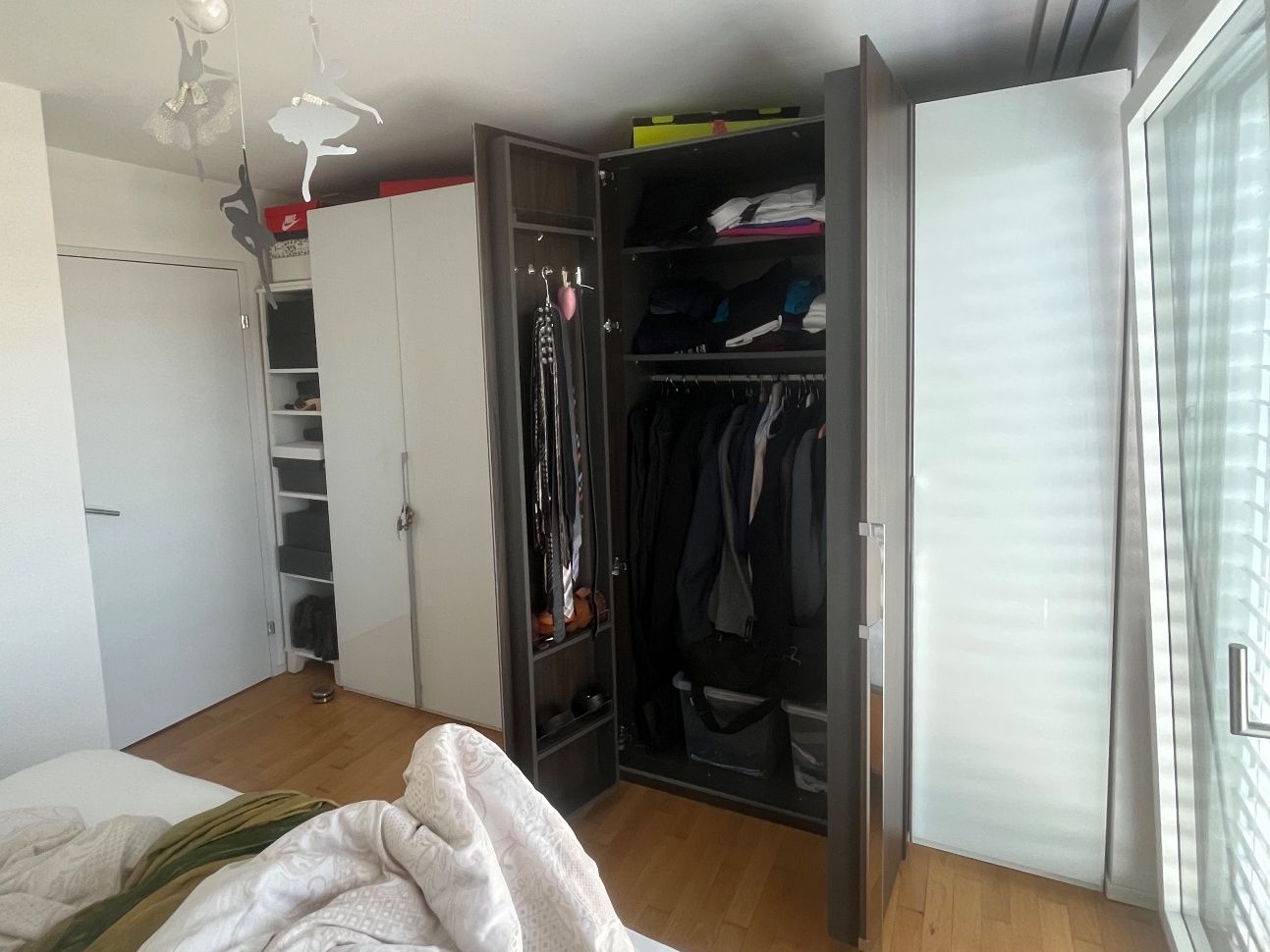 Armoires: Kleiderschrank von Nolte – D'occasion à Nesslau par lin_8gsv 1