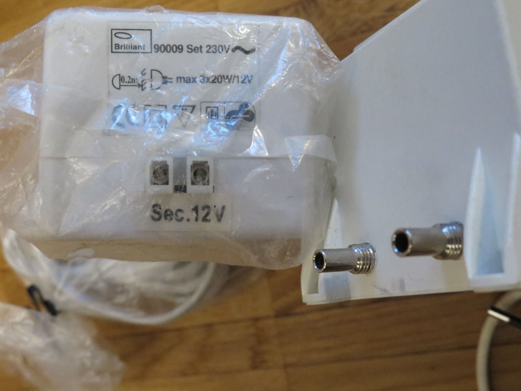 Lampen: 2 Trafo Halogenlampen 60 + 100 Watt – Gebraucht aus Zwingen von Tigertimmi 3