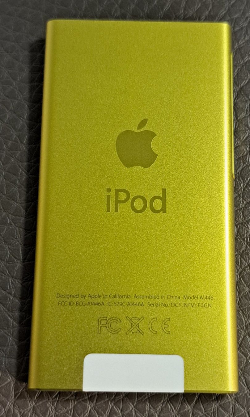Apple Lettore multimediale portatile: ipod Modell A1446 16GB – Usato da Biel/Bienne venduto da Sasha4u 1