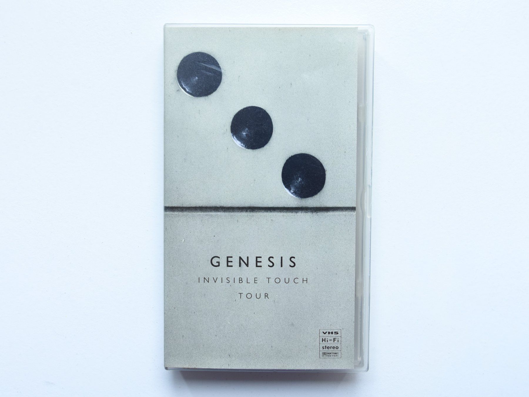 Tutti i VHS: Genesis - Invisible Touch Tour (VHS) – Usato da Belmont-sur-Yverdon venduto da ag97