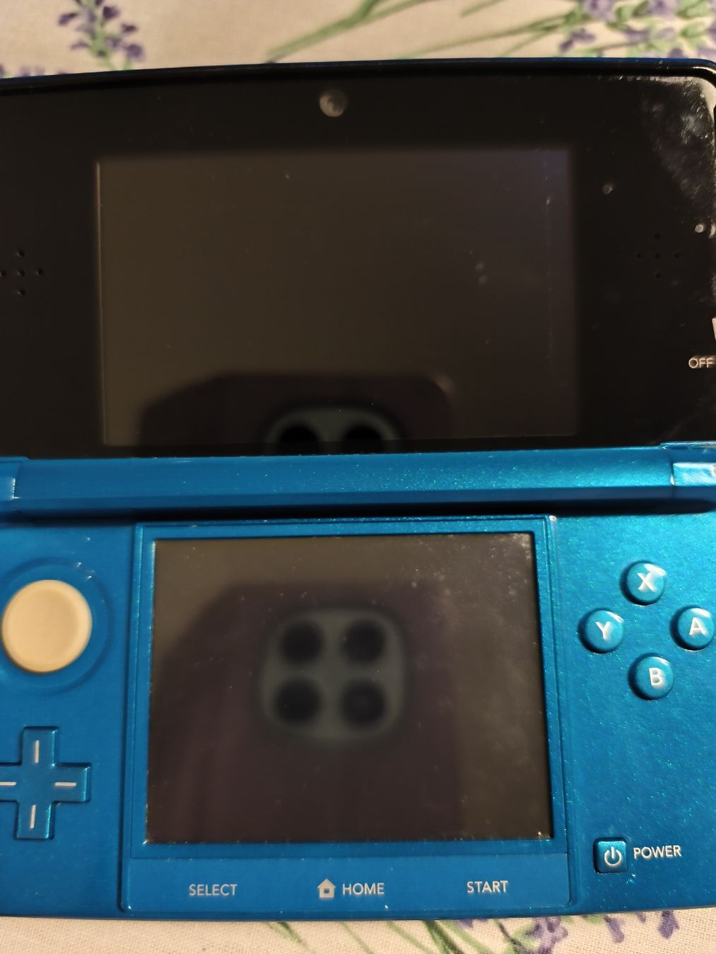 Nintendo Konsolen: Console Nintendo 3DS bleu avec chargeur état correct – Gebraucht aus Orbe von don_ym8h 2