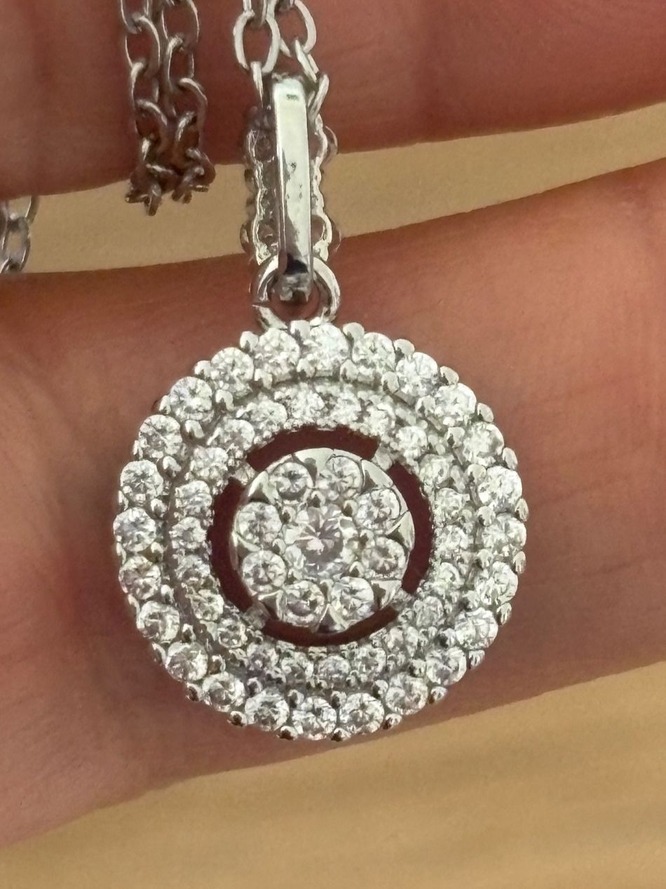 Catenine: Luxus Elegante Kette Farbe :  Silber – Nuovo (secondo la descrizione) da Biel-Bienne venduto da Roserosse13