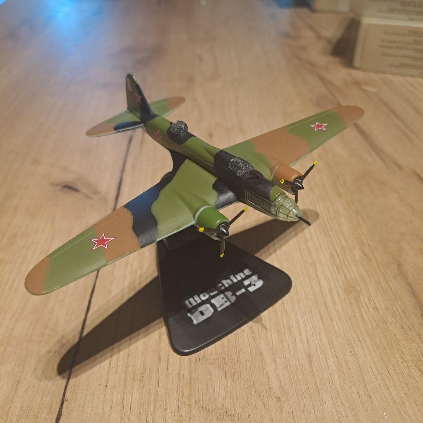 Kit di modellismo & Modellini statici: Iliouchine DB-3 – Nuovo (secondo la descrizione) da Arzier-Le Muids venduto da AlexEtz
