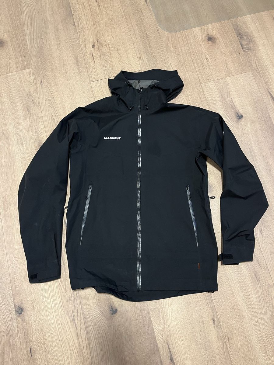Mammut Jacken: Mammut Crater HS Gore Tex Jacket – Gebraucht aus Dallenwil von MuchsFichi