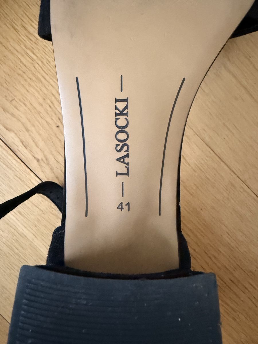 Chaussures femmes: Leader elegant black shoes 41 – D'occasion à Basel par vio_s2cq 2