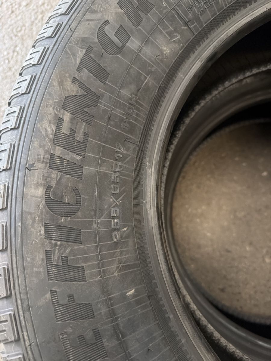 Pneumatici & Ruote complete: 2x 255/65R17 110H goodyear efficient grip SUV – Nuovo (secondo la descrizione) da Mollis venduto da roger_x 1