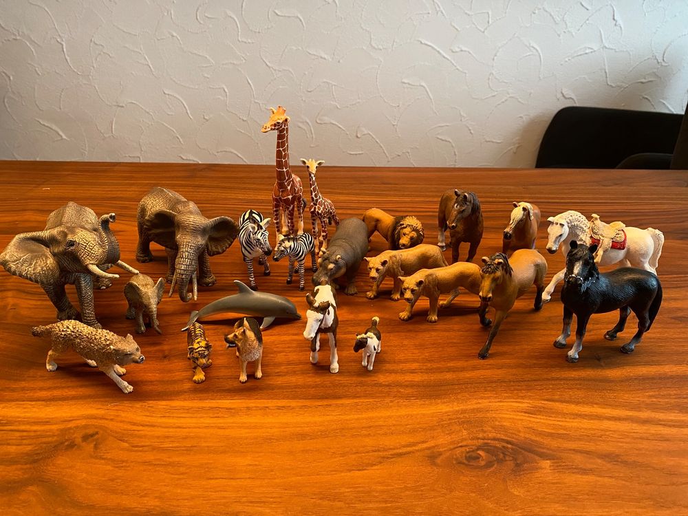  Schleich Tiere (Gebraucht) in Küssnacht am Rigi für CHF 39 – mit 