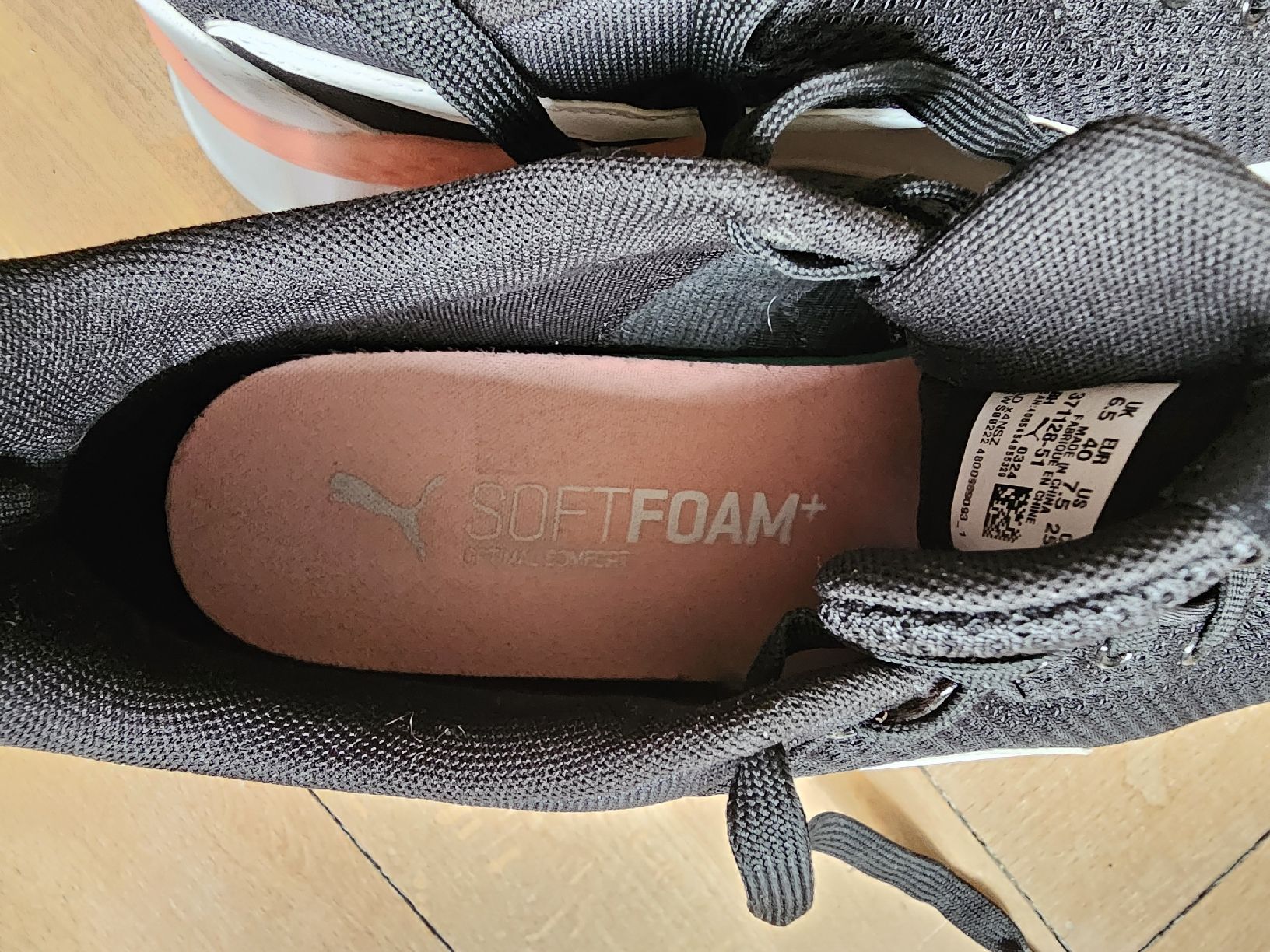 Puma Damenschuhe: Puma Sportschuhe Grösse 40 – Gebraucht aus Wald ZH von Grappe 1