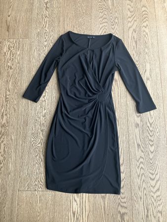 Schwarzes Minikleid 32/34
