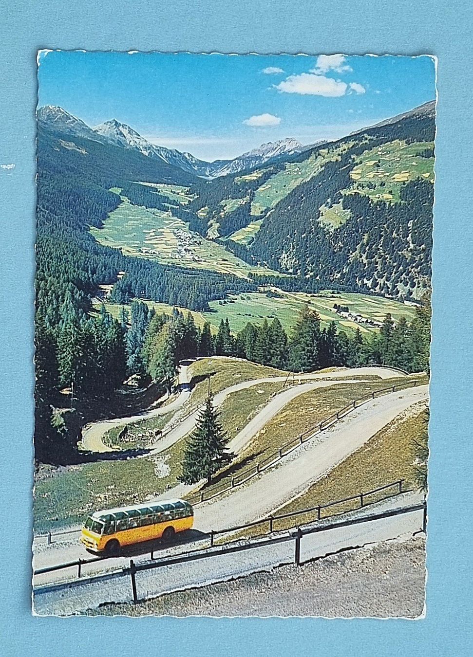Ansichtskarten: Umbrailstrasse - Postauto in den Kehren - 1966 – Gebraucht aus Rothrist von RROENK