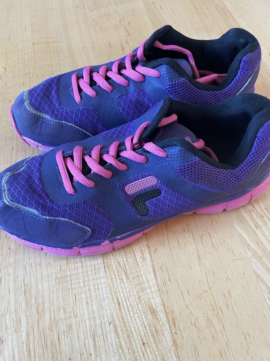 Scarpe per ragazze: Fila  Mädchen Turnschuhe Grösse 37  – Usato da Steinhausen venduto da Piaweber1943.