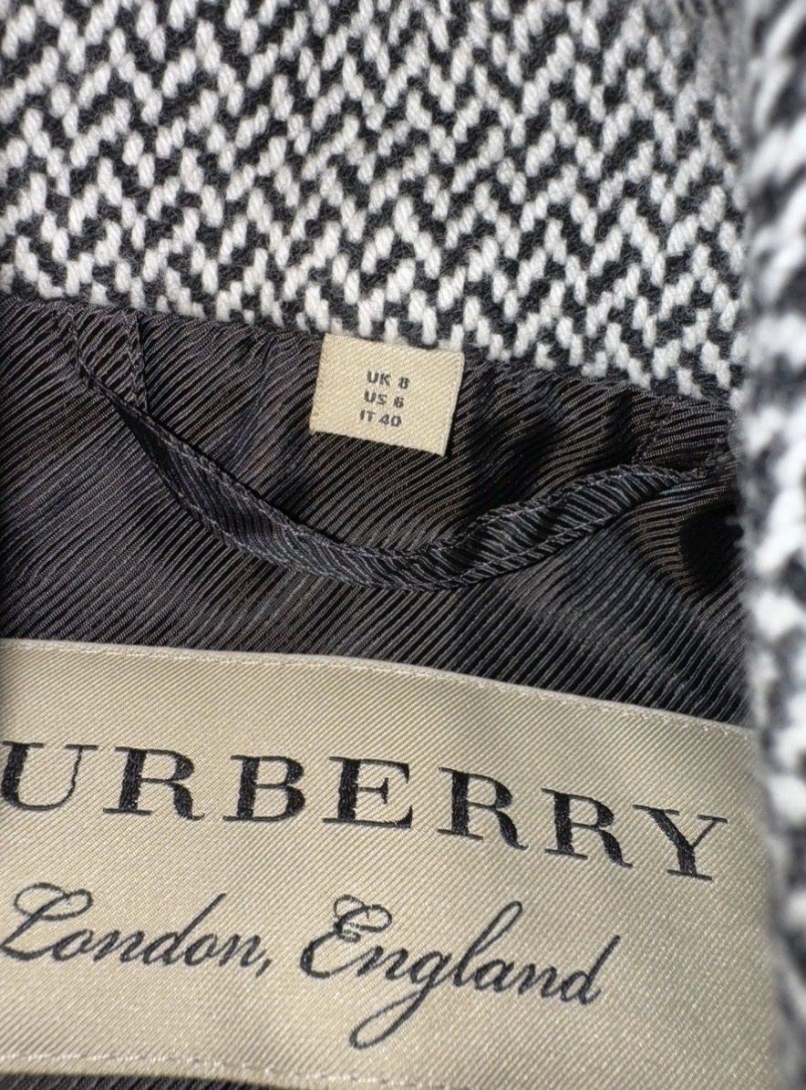 Burberry Mäntel: Burberry Coat – Gebraucht aus Unterlunkhofen von Luck_88 3