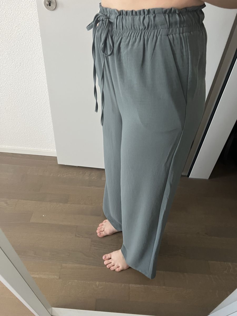 Pantaloni: Stoffhose About You – Nuovo (secondo la descrizione) da Kriens venduto da Luzernerin_K 1