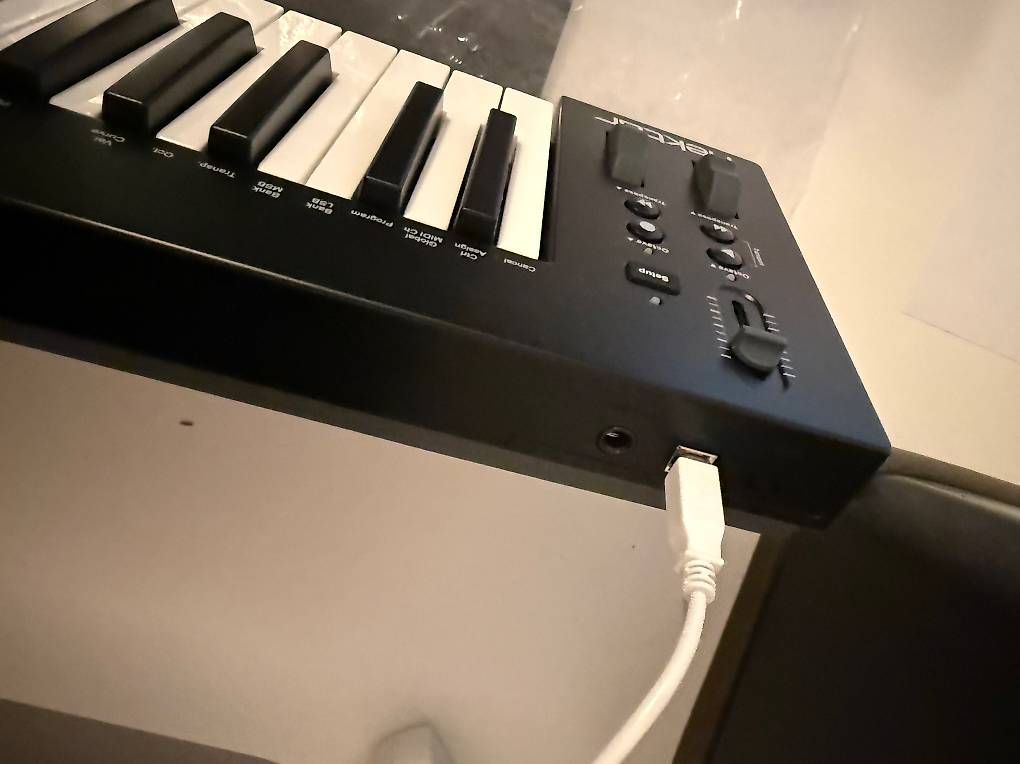 Musikinstrumente: USB MIDI Controller Keyboard mit 49 Tasten – Neu und originalverpackt aus Bachenbülach von mahoo78 1
