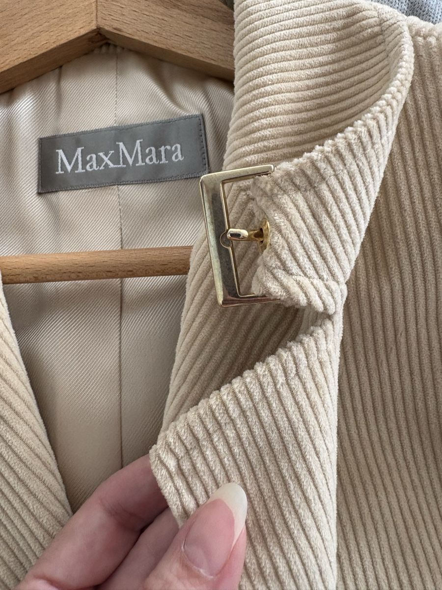 Max Mara Giacche: Max Mara ,vintage jacket , original,size 42/L – Usato da Lausanne venduto da oyu_hgg5 5