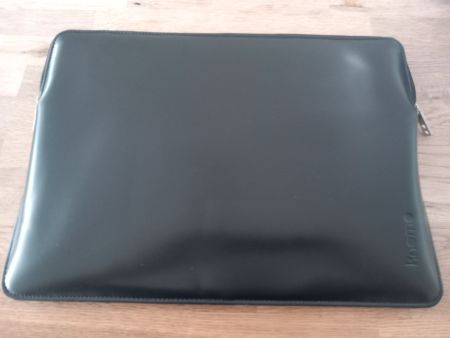 Knomo Laptop Hülle 13 Zoll, Schwarz glanz!