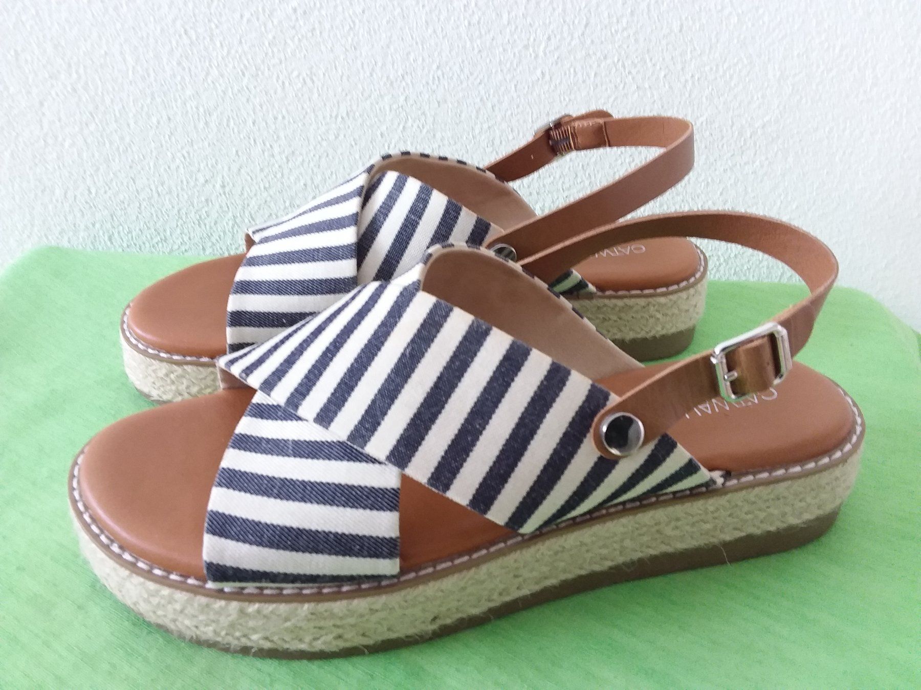 Scarpe da donna: CATWALK Sandalen Gr 40 / NEU – Nuovo e nell'imballaggio originale da Uitikon Waldegg venduto da Risibisi7