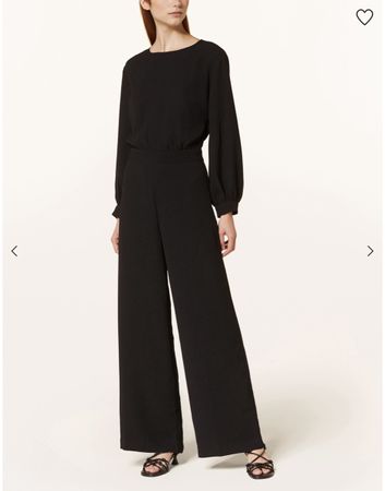 Schwarzer Jumpsuit mit offenem Rücken, Grösse S