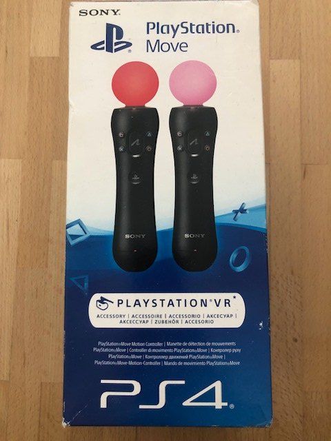Sony Controller: Original PS4 Move Motion Controller Twin Pack NEU – Nuovo e nell'imballaggio originale da Nussbaumen AG venduto da Pika-Shop