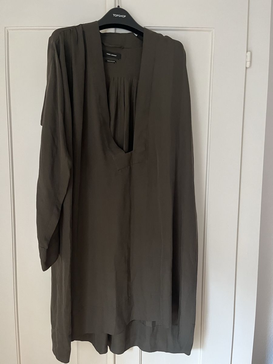 Isabel Marant Robes: Isabel Marant robe – D'occasion à Lausanne par pioupiou38