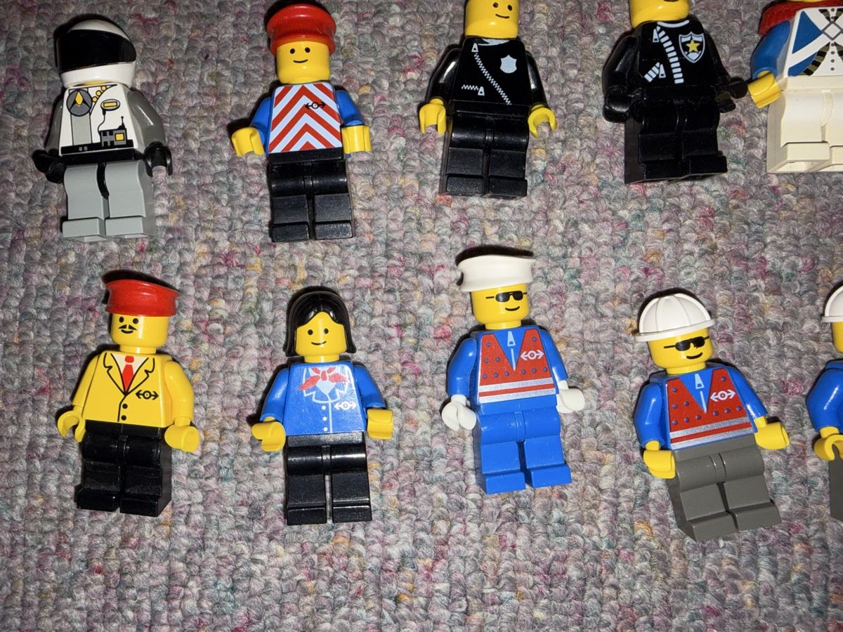 Lego Giocattoli: 56 x Lego Figuren, space , SBB , koch, polizei – Usato da Sevelen venduto da gsandax 6