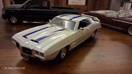 1:18 Pontiac Firebird