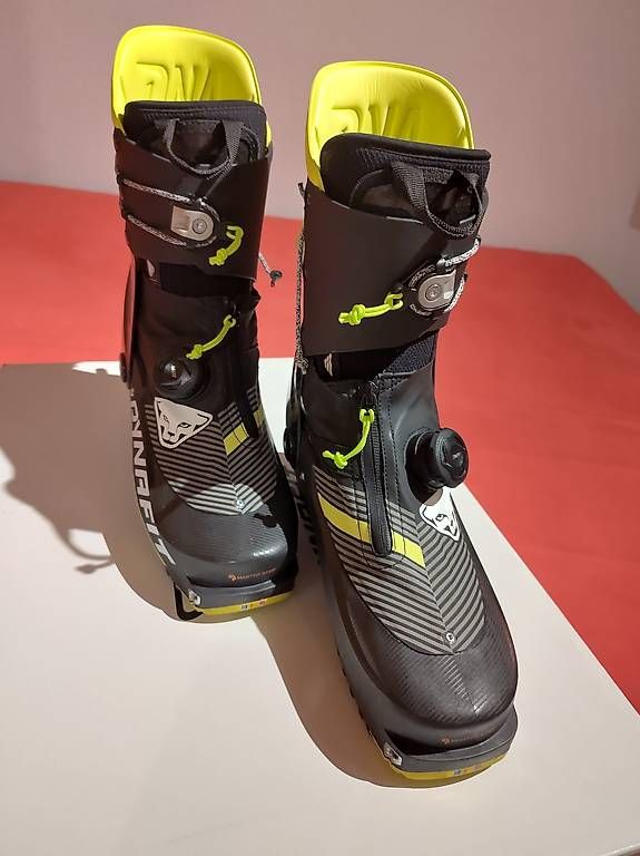 Scarpe da uomo: Dynafit DNA Boot Gr. 27.0 – Usato da Mels venduto da alpinist.