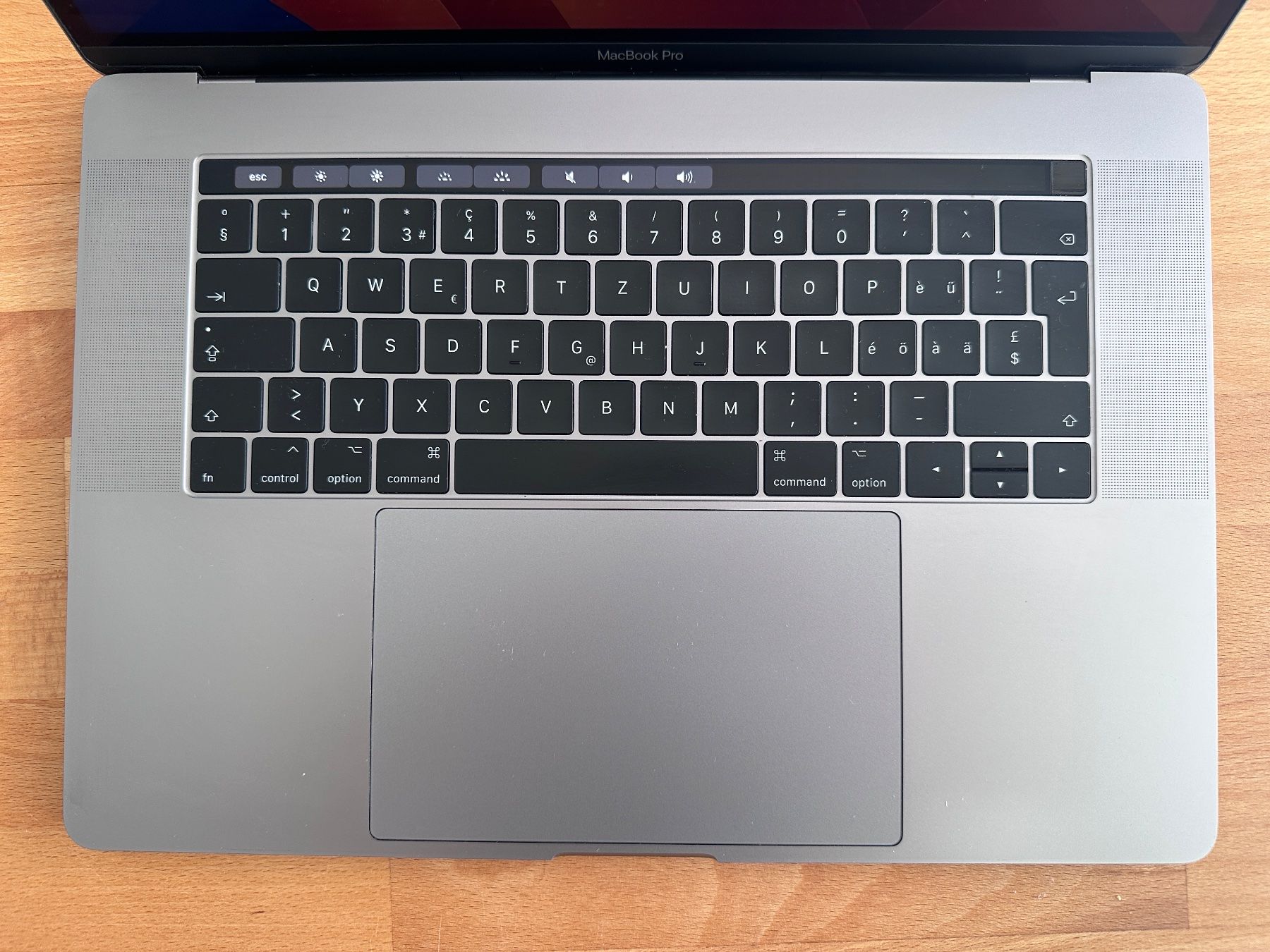 Apple Portables: Apple MacBook Pro 15" 2017 pour étudiant-e – D'occasion à Promasens par Toblerone83 3