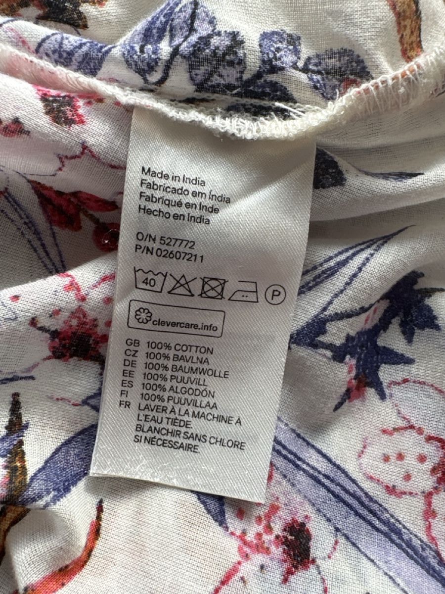 H&M Camicette: H&M Bluse mit Blumenmuster, Grösse 44 – Usato da Knonau venduto da ReMaaaan 2