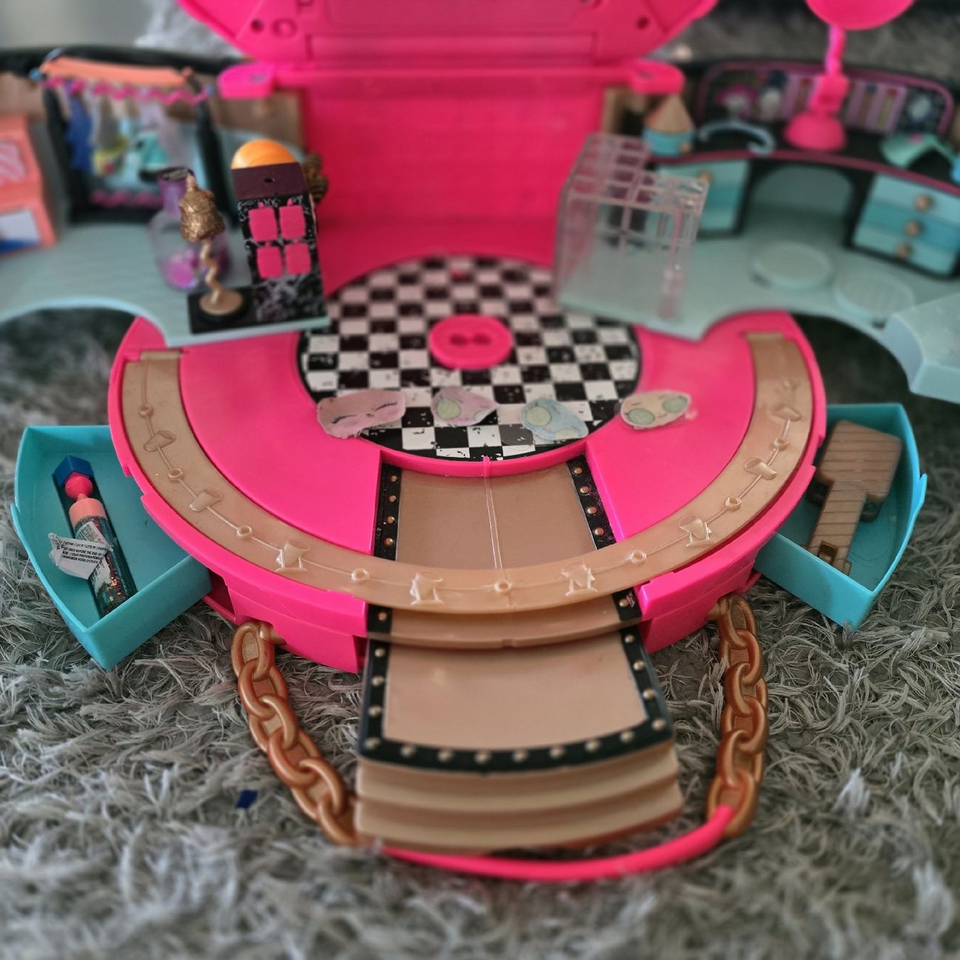 Jouets: L.O.L. Friseursalon – D'occasion à Stetten AG par monibohni01 1