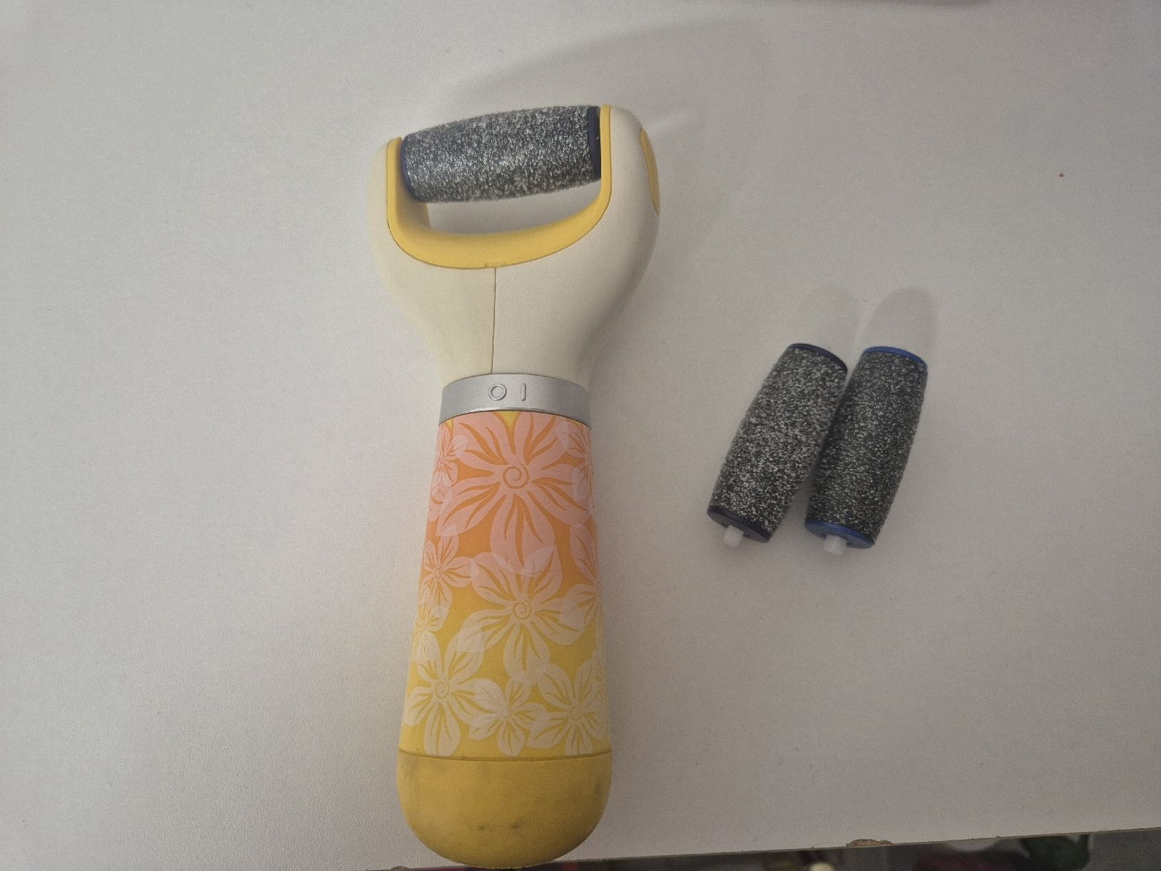 Scholl Pedicure: Scholl electronic foot file – Usato da Basel venduto da Elena_02