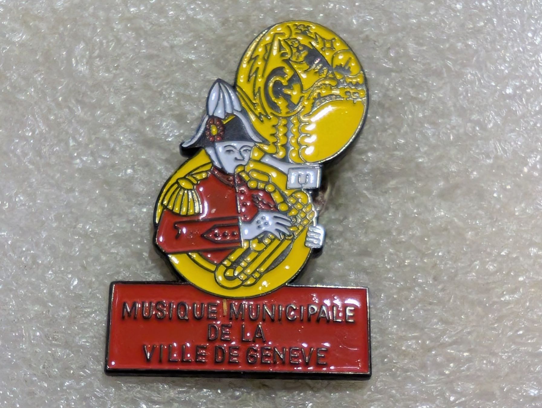 Placchette & Badge: Ansteckpin 211: – Usato da Oppligen venduto da Pin-Fall-Shop