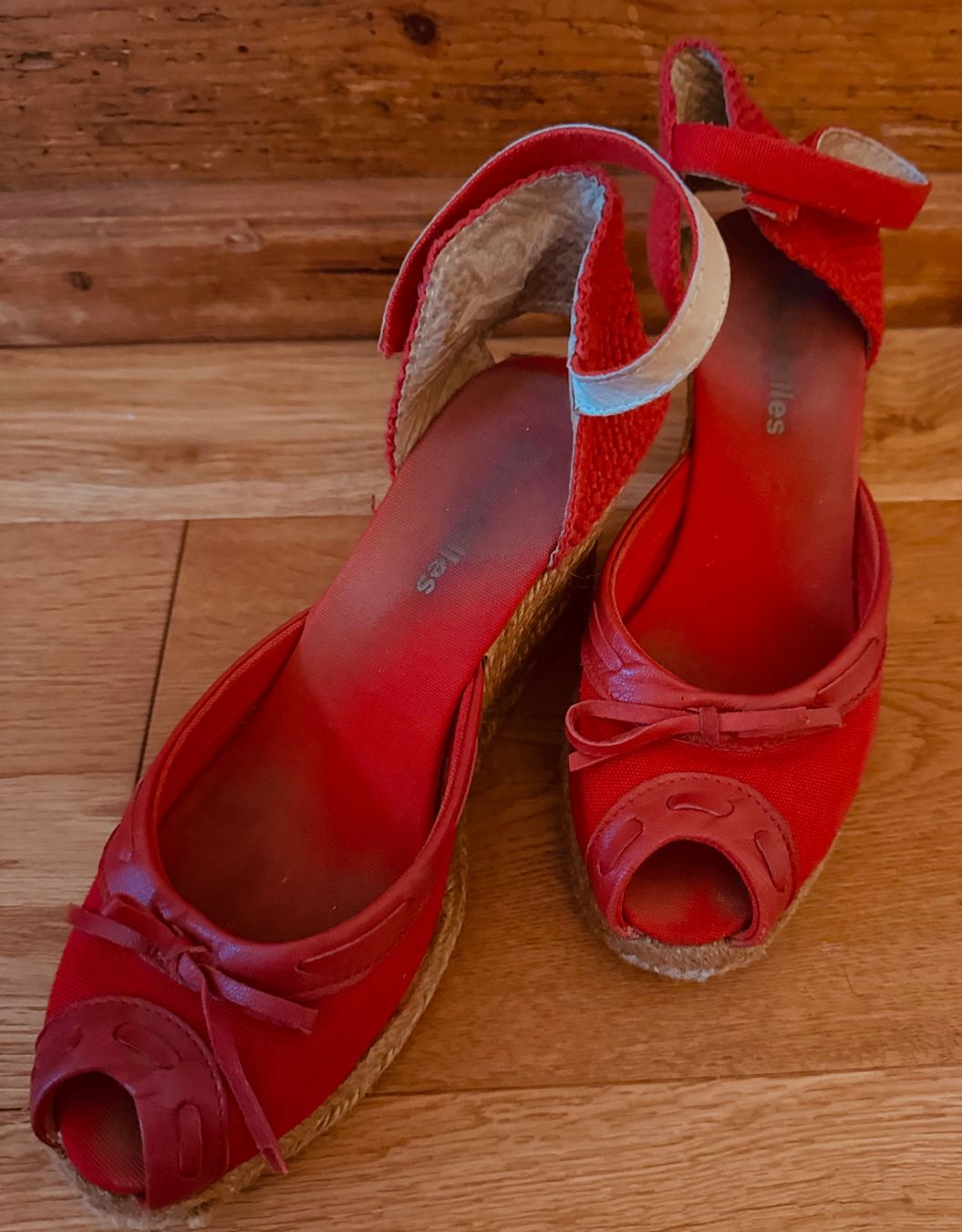 Damenschuhe: Chice rote Espadrilles Sandalen mit Keilabsatz, Gr. 37 – Gebraucht aus Luzern von La_sfinge