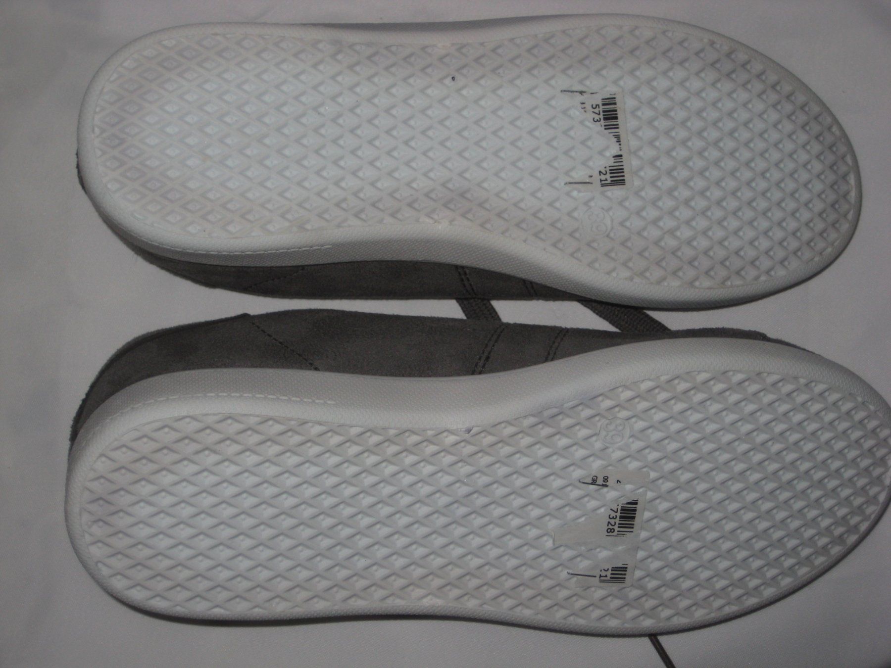 Damenschuhe: Sneaker / Halbschuh grau Grösse 39 NEU! – Neu (gemäss Beschreibung) aus Füllinsdorf von Schlupp 2