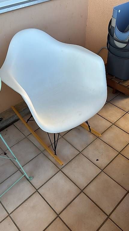Sedie: Chaise à bascule  – Usato da Bevaix venduto da pat_pn9c