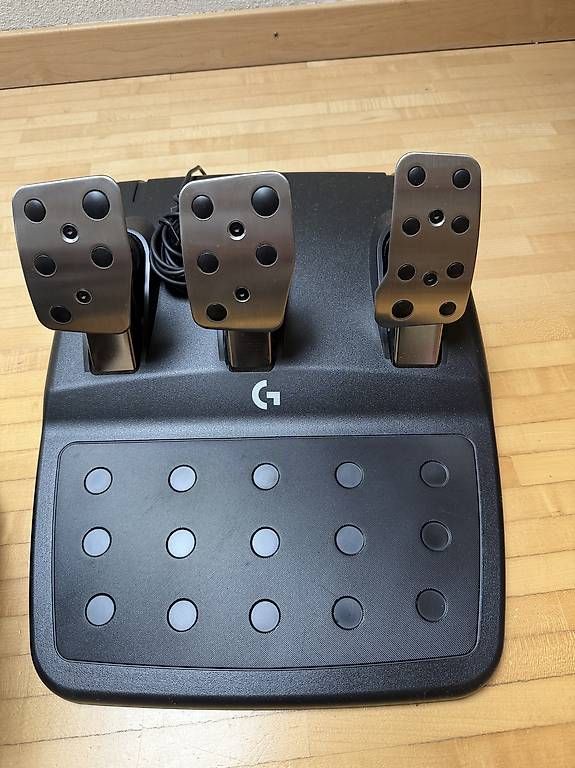 Logitech Controller: Logitech G29 Lenkrad – Neu (gemäss Beschreibung) aus Remigen von noa_z5fb 2