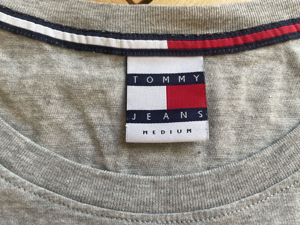 Tommy Hilfiger T-Shirts: Tommy Jeans T-Shirt, Grösse M – Gebraucht aus Zürich von ali_v5n8 2