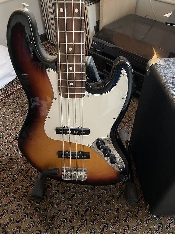 Strumenti musicali: Fender Jazz Bass - Top Zustand – Usato da Zürich venduto da LukasSteger123 1