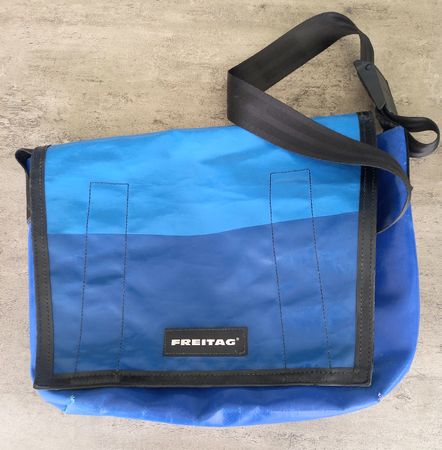FREITAG Messenger