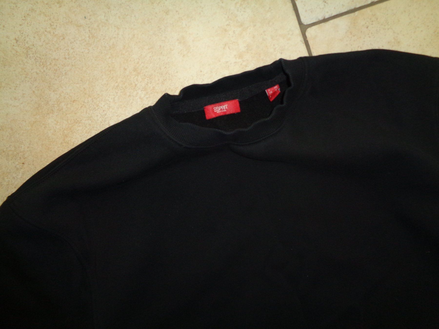 Esprit Pullover & Sweatshirts: Pulli  Esprit  Grösse XS – Gebraucht aus Kreuzlingen von Robi-2003 1