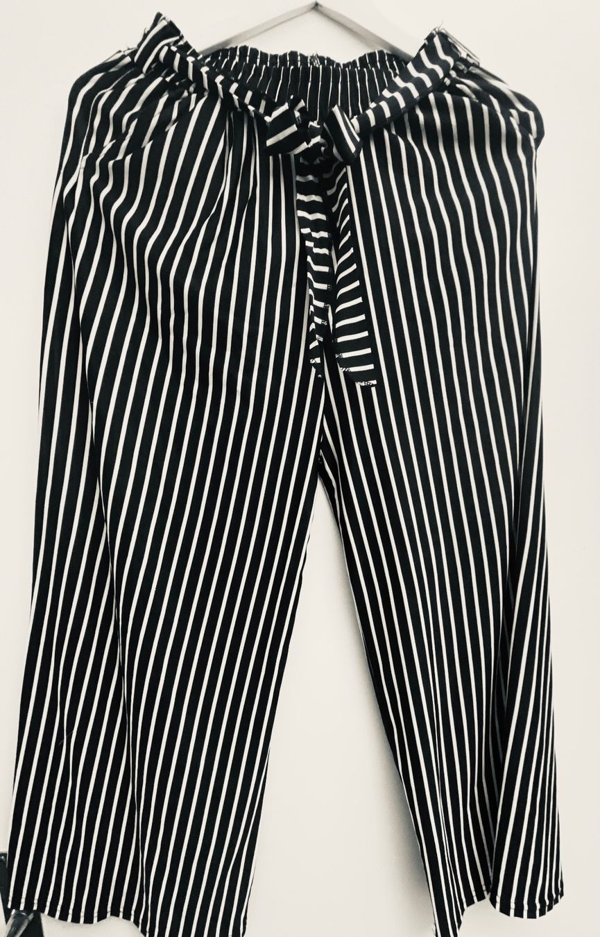 Pantaloni: Gestreifte Hose – Usato da Herrenschwanden venduto da Cate67