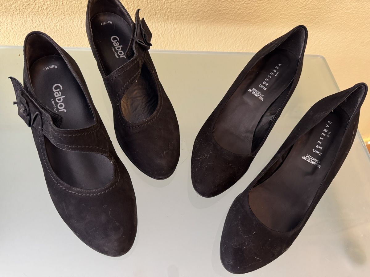 Scarpe da donna: 6 paar Pumps schwarz Gr. 39 – Usato da Thun venduto da Pfausi1966 1