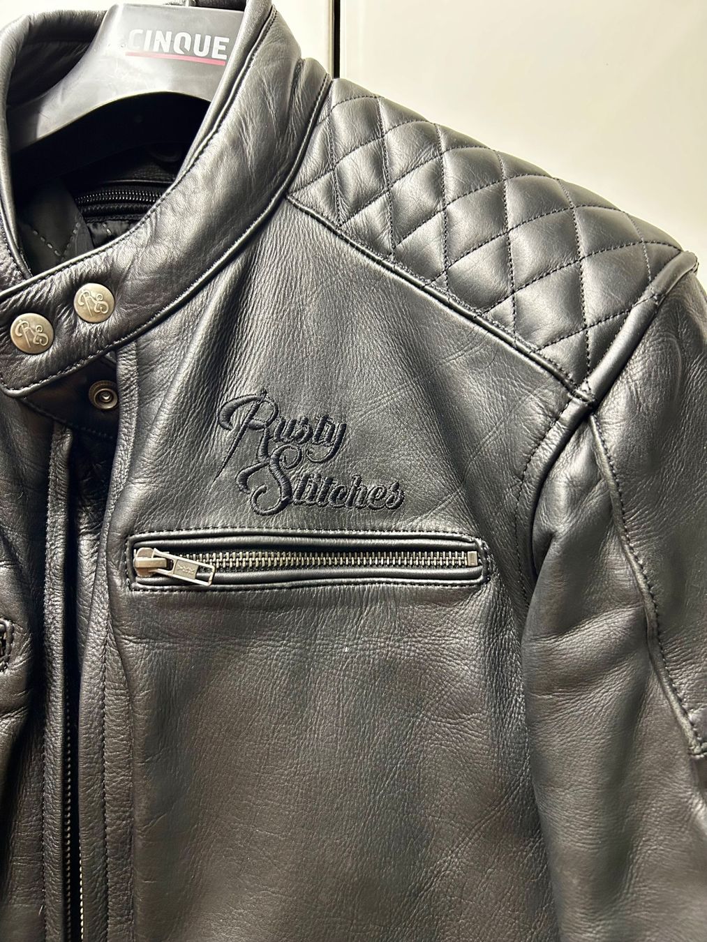 Jacken: Leder Motorrad Jacke Grösse M – Gebraucht aus Bergdietikon von Kohe88 1