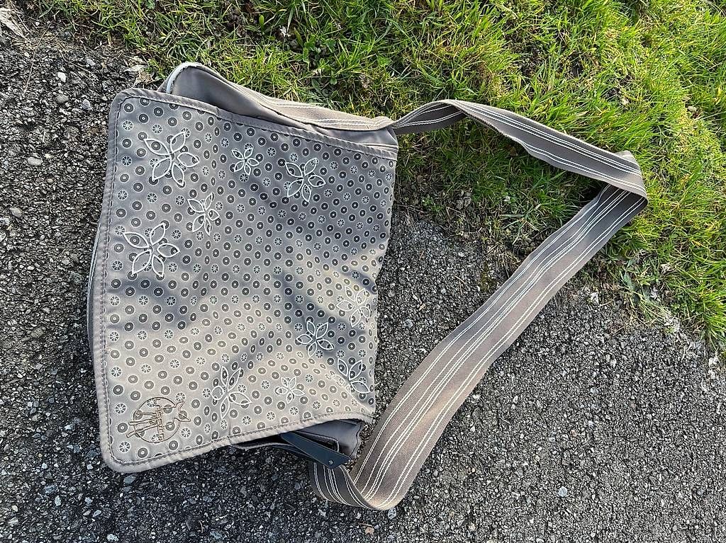 Borse: Praktische Wickeltasche – Usato da Bellikon venduto da Ndorfer