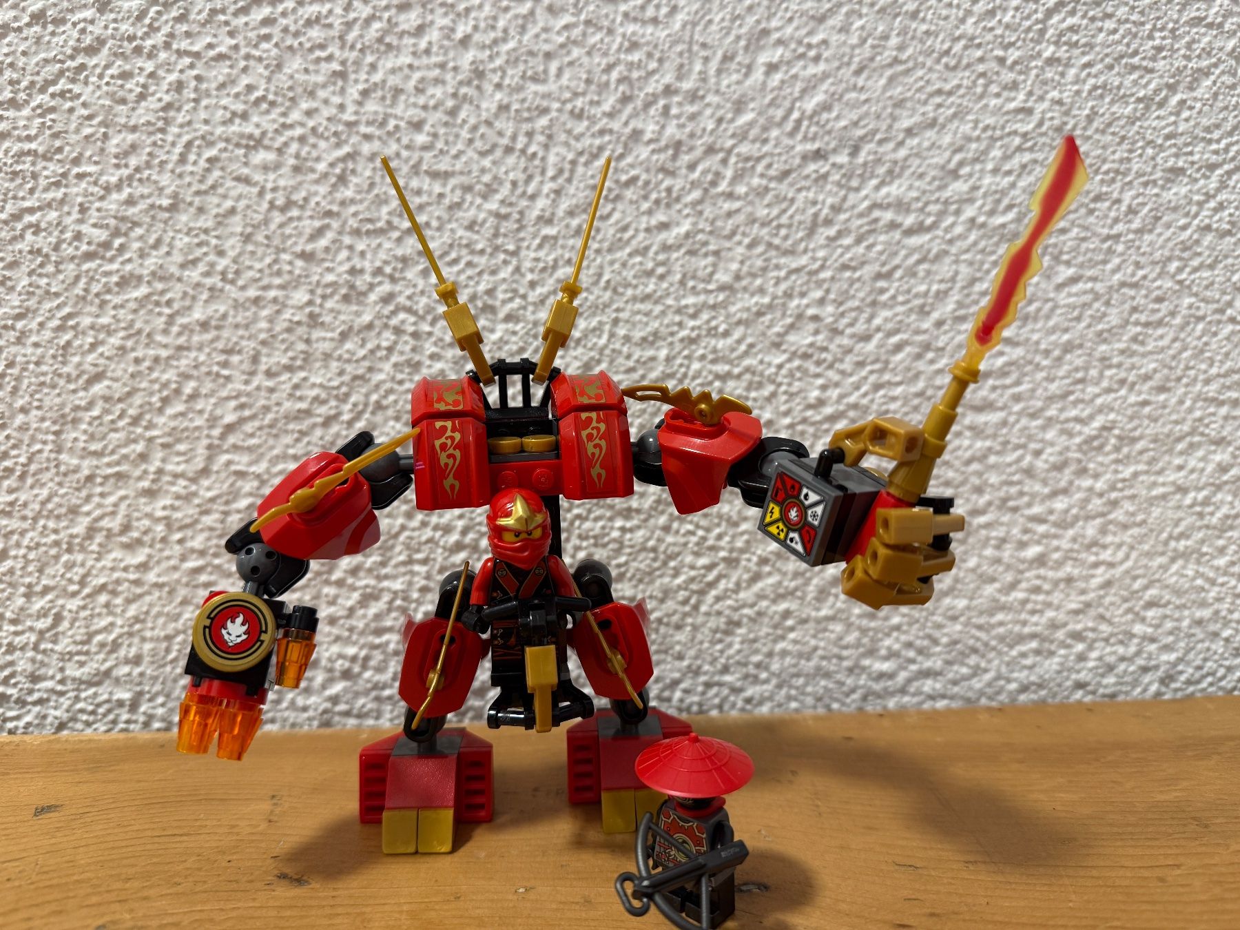 70500 Lego Ninjago, Kais Feuer Mech (Gebraucht) in Trimmis für CHF 120 ...